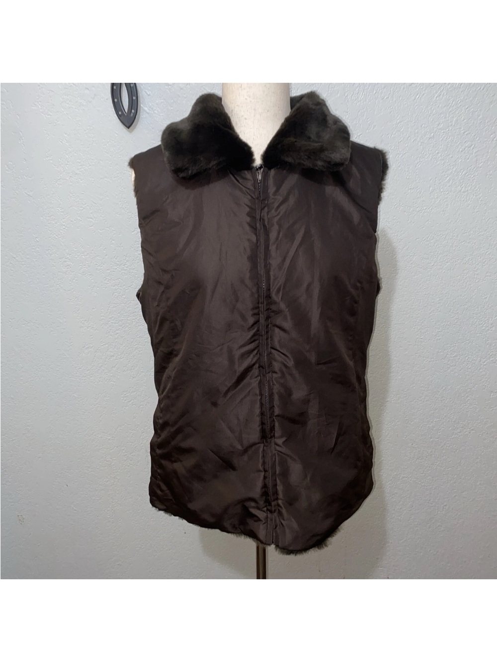 Liz Claiborne Dark Brown Faux-Fur Collar Puffer Vest